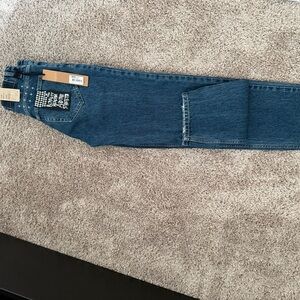 Brand new Brooklyn runway ksubi jean size 27